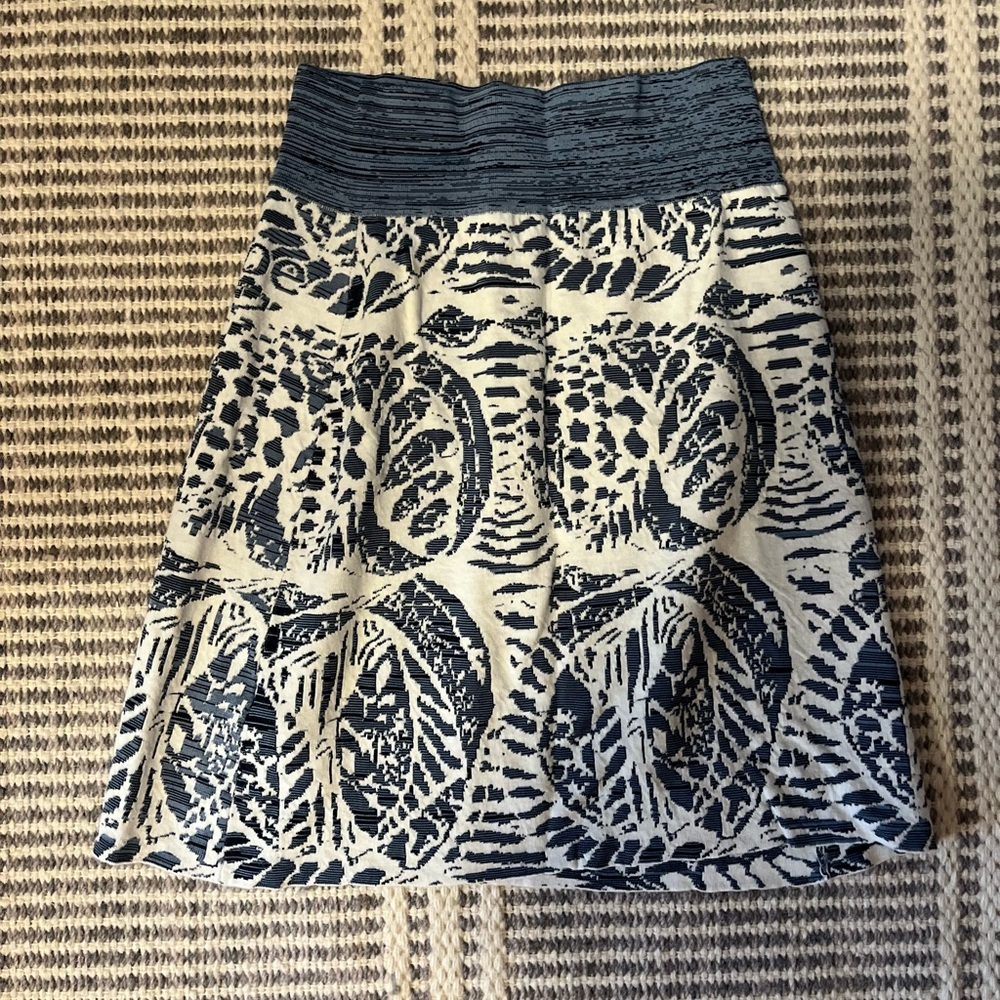 Chloe Blue Patterned Jacquard Knit Mini/Mid-Length Skirt